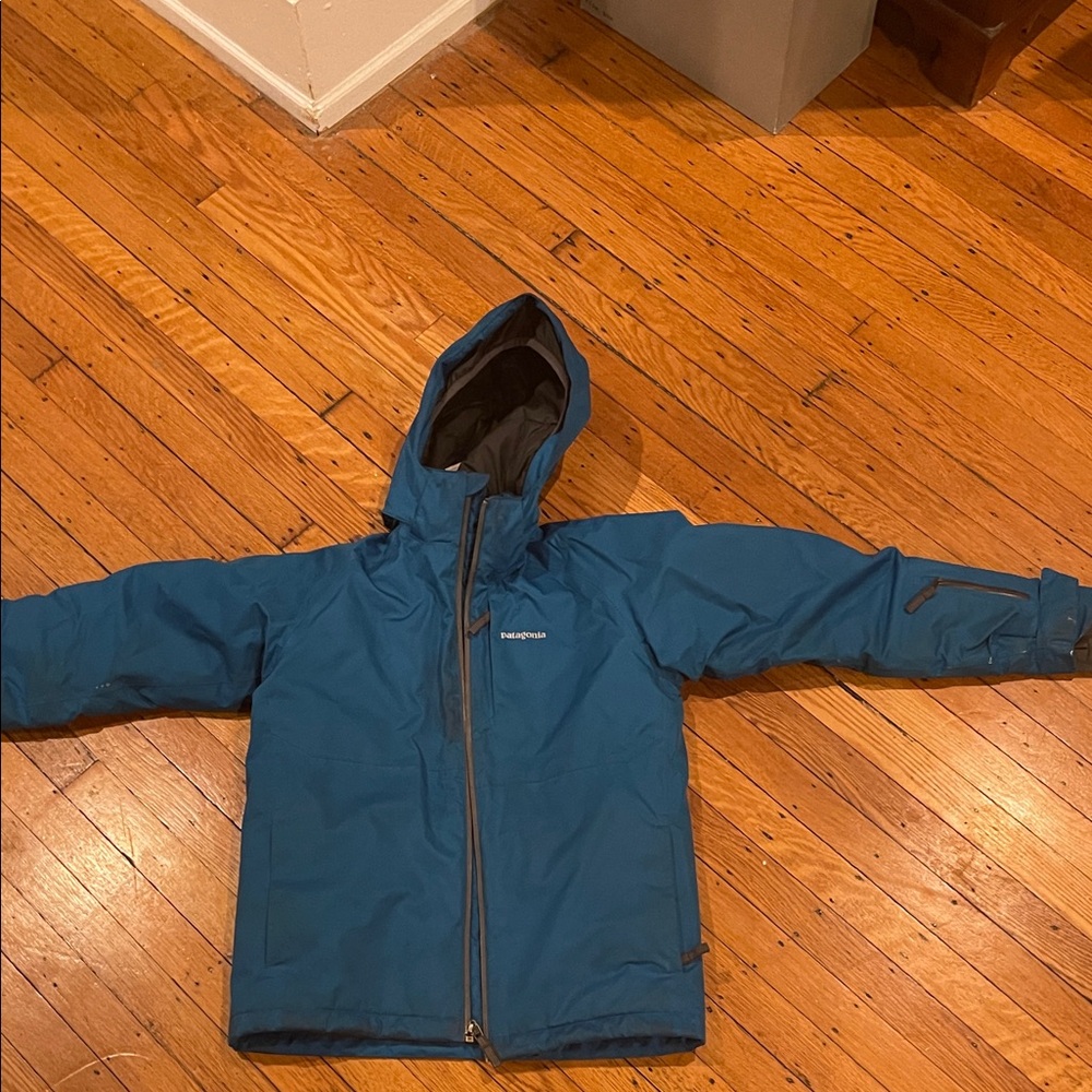 Patagonia ski jacket (boys)